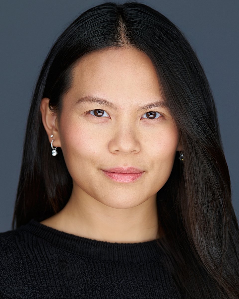 Ngn Le, professional portrait photographed by Aviva Sherman